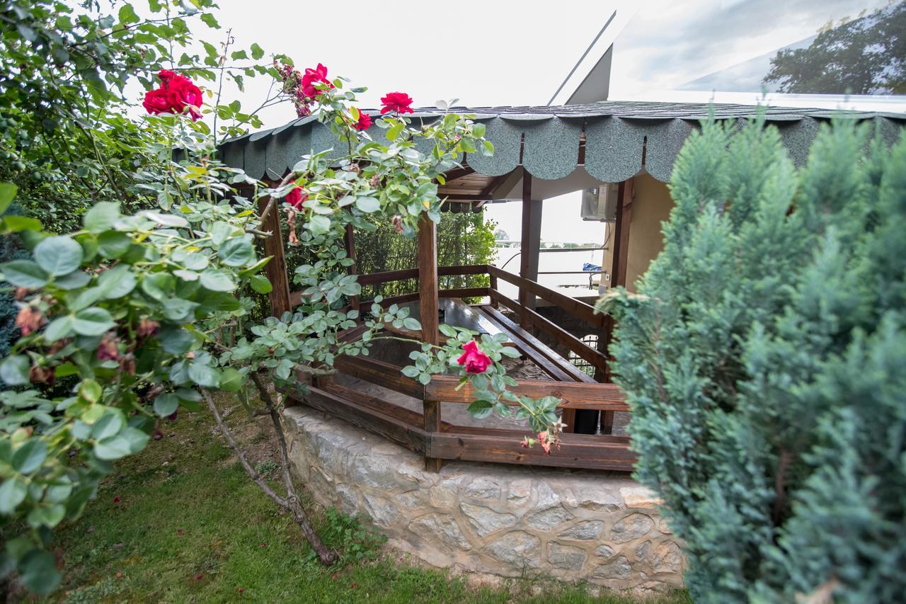 View Topia Apartments Ohrid Exterior foto